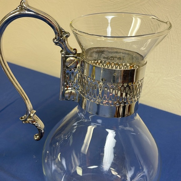 Vintage Kent Silversmith Glass Pitcher Carafe + Silver Pedestal Warmer Stand - Picture 12 of 13